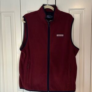Vineyard Vines Men’s Harbor Fleece Vest Crimson